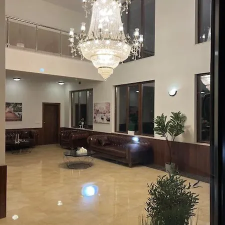 Azur Ap19 שקורפילובצי