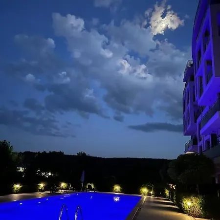 Apartment Azur Ap19 Shkorpilovtsi