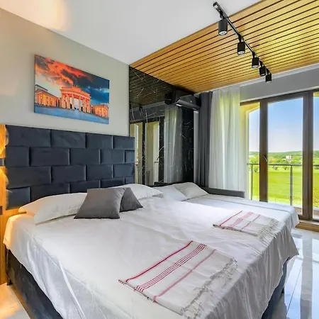 Azur Ap19 Shkorpilovtsi