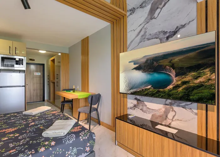 Azur Ap19 Шкорпиловци